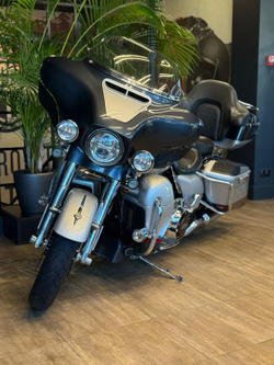 Harley-Davidson CVO Street Glide