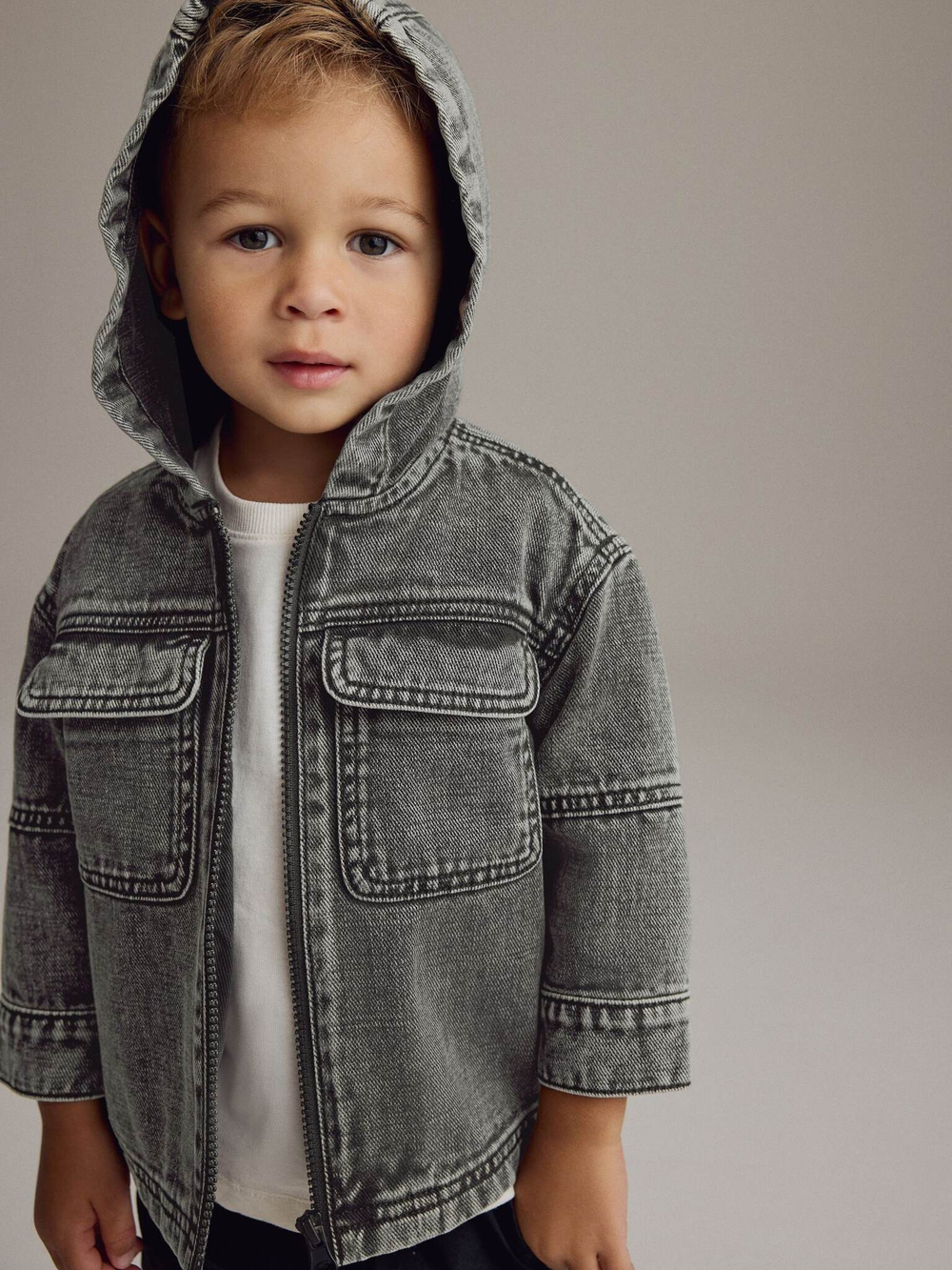 Куртка джинсовая с капюшоном для мальчика Next N21-647, Серый