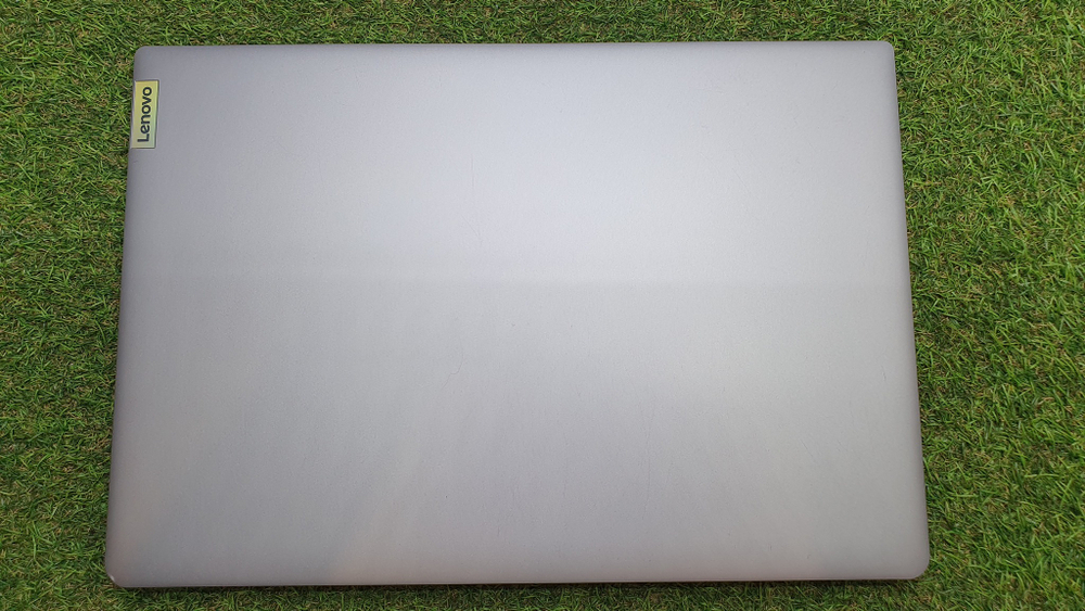 Ноутбук Lenovo Ryzen 7/12Gb/FHD