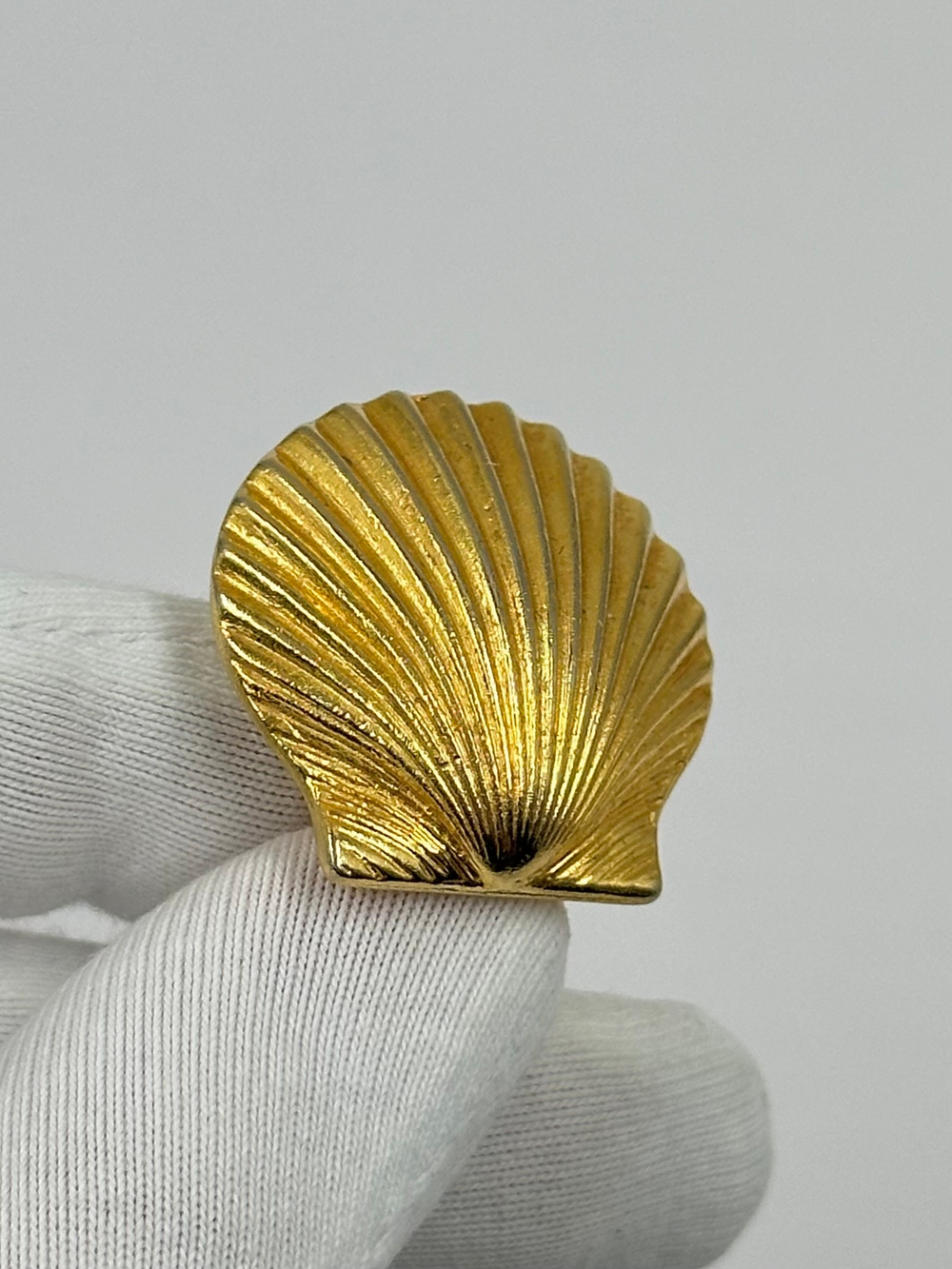 Моноклипса Ракушка BEN-AMUN