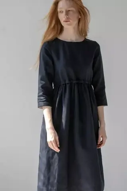 Черное платье с кулиской из льна с хлопком