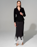 Приталенный жакет из итальянского крепа с вышивкой ручной работы