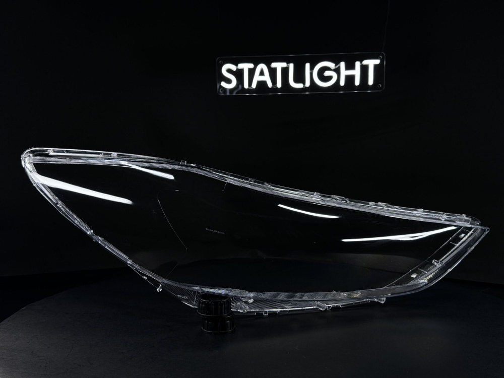 Правое стекло фары Hyundai Elantra 6 2015-2019