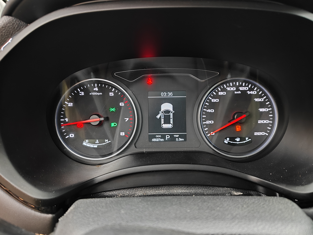 Москвич 3 1,5 CVT Стандарт