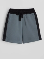 Спортивные шорты для мальчика на лето