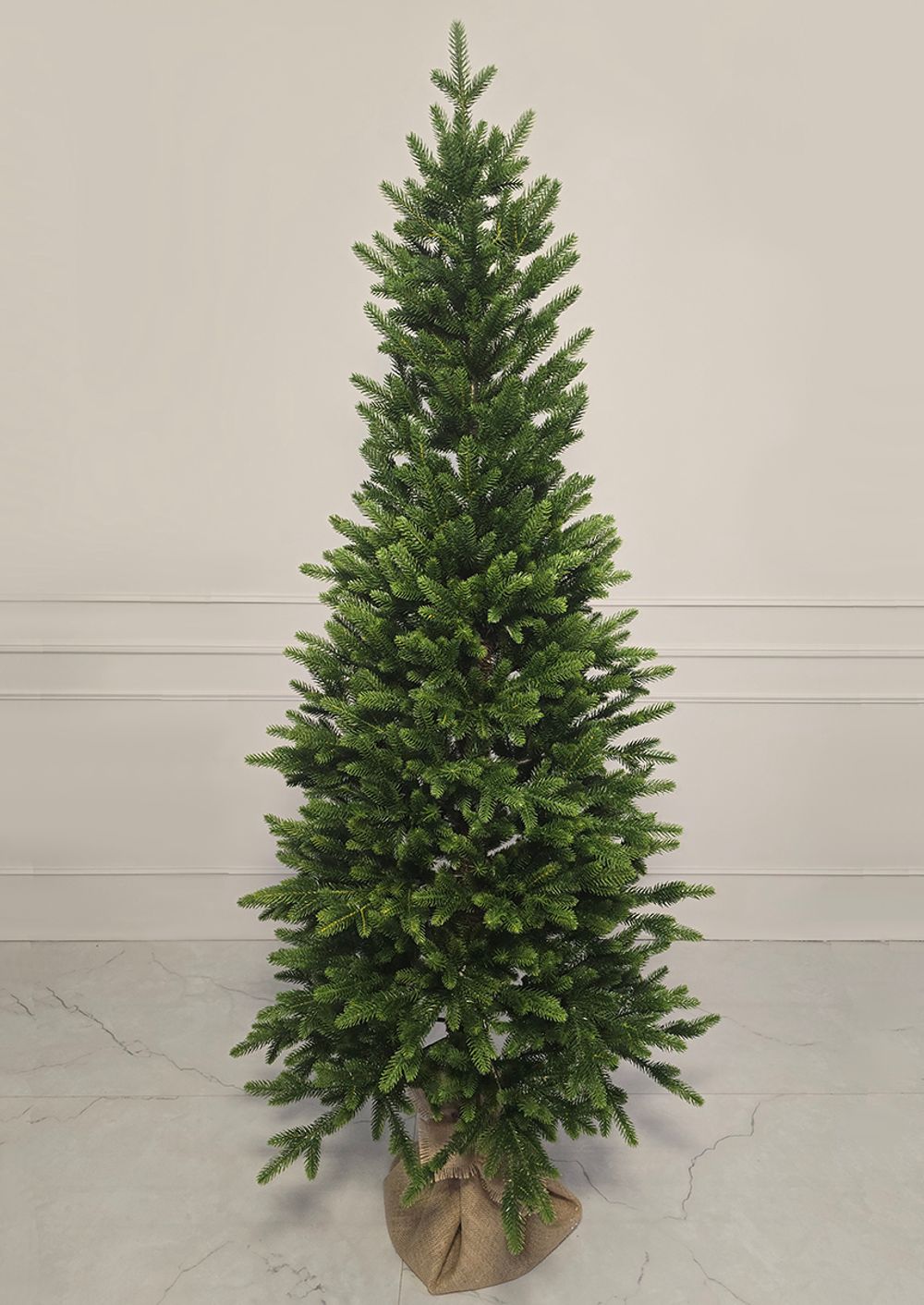 Искусственная елка на ножке «Николь» (Литая хвоя) от 1,8 м до 2,1 м