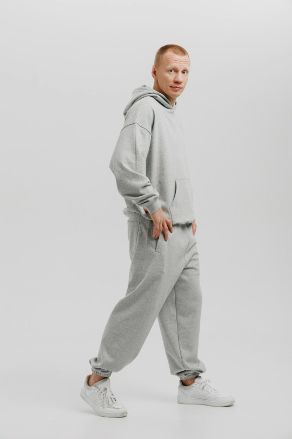 Костюм AG TEAM серый