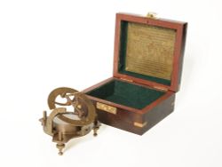 Nautical Морской компас в деревянном футляре