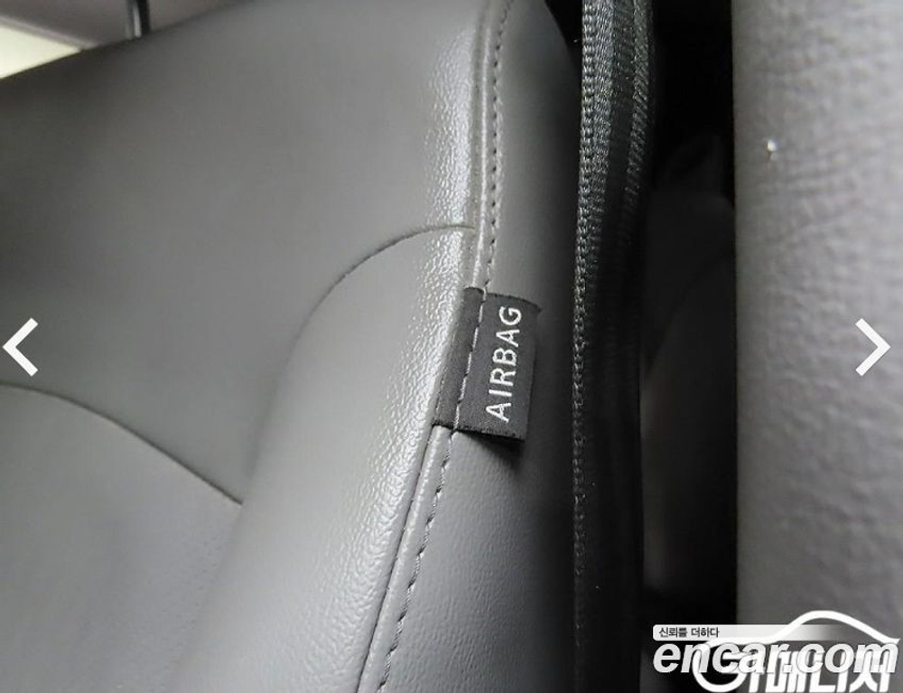 Hyundai The New Grand Starex Van 5-и местный (07.2020)