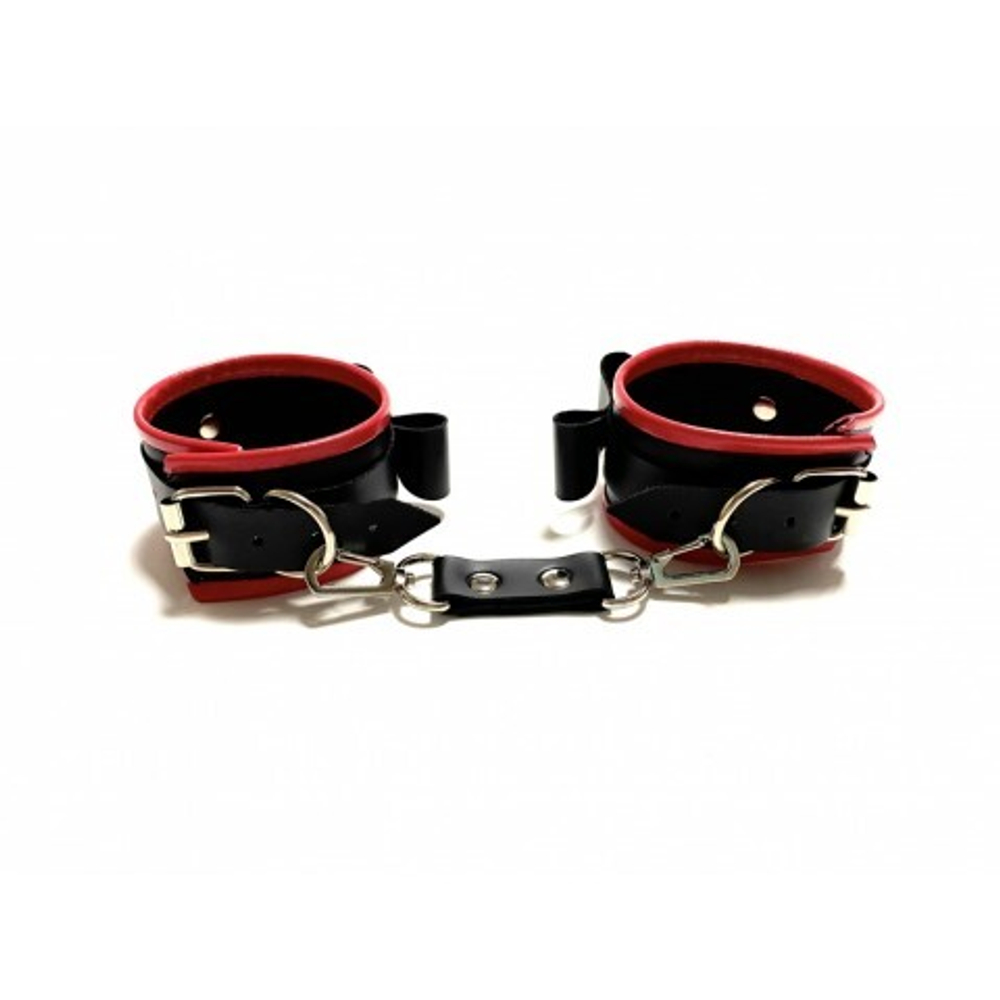 Наручники с бантиками из эко-кожи черно-красные