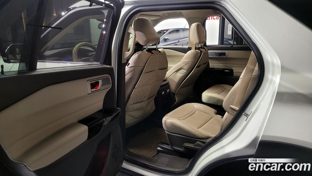 Ford Explorer 6 Generation 3.0 Platinum 4WD (11.2021)