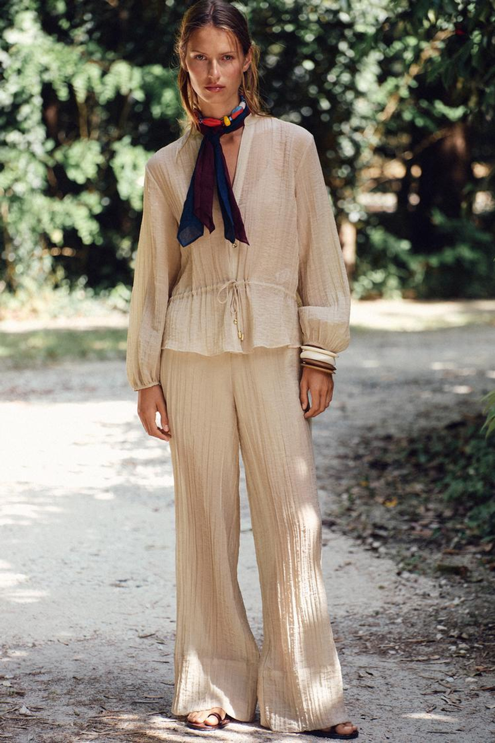 ZARA РУБАШКА ИЗ ПОЛУПРОЗРАЧНОЙ ЖАТОЙ ТКАНИ, СВЕТЛО-БЕЖЕВЫЙ