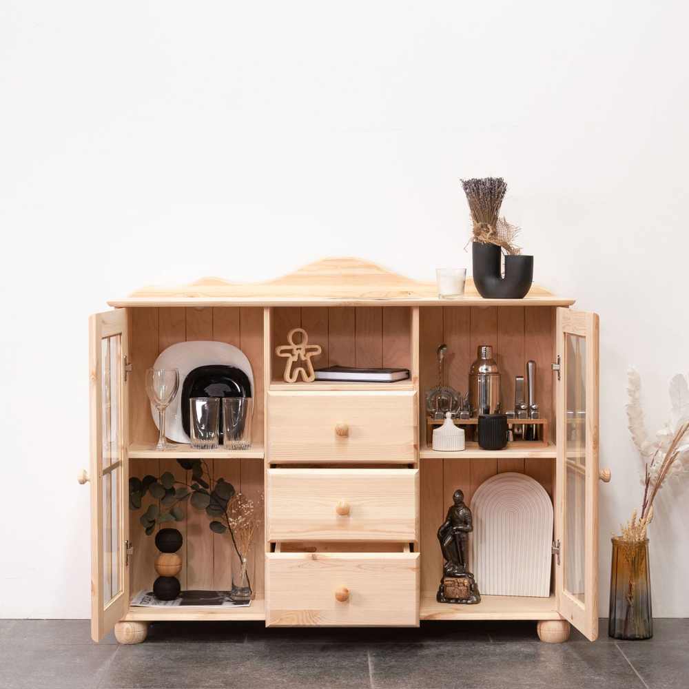 Комод Бритта из сосны