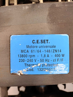 139 Двигатель стиральной машины Electrolux 13205551/1 б/у