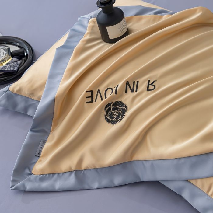 Комплект постельного белья Сатин-Шелк «Сердечные нотки»