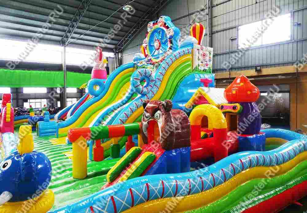 Коммерческий надувной батут "Парк чудес", 18*9*7 м