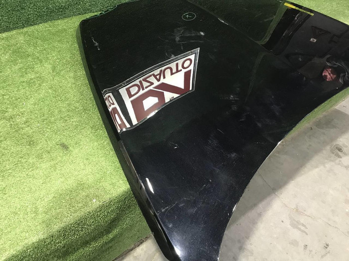 Капот Bentley Bentayga (2015-2020)