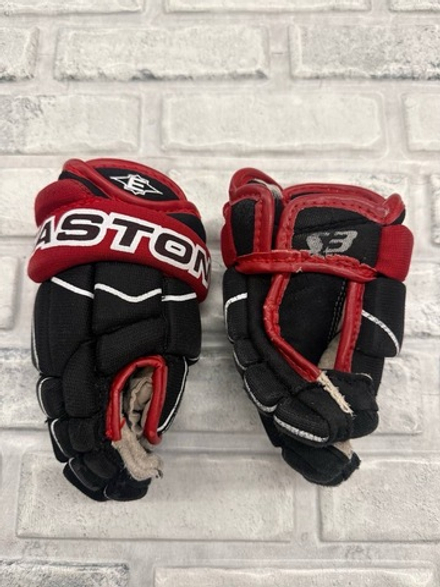 Easton YTH 8”
