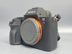 Sony A7 II 25.000 кадров