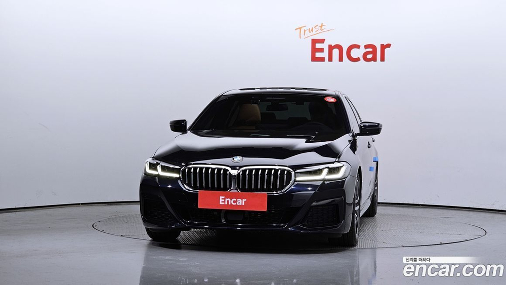 BMW 5 Series (G30) 520i M Sports (10.2021)