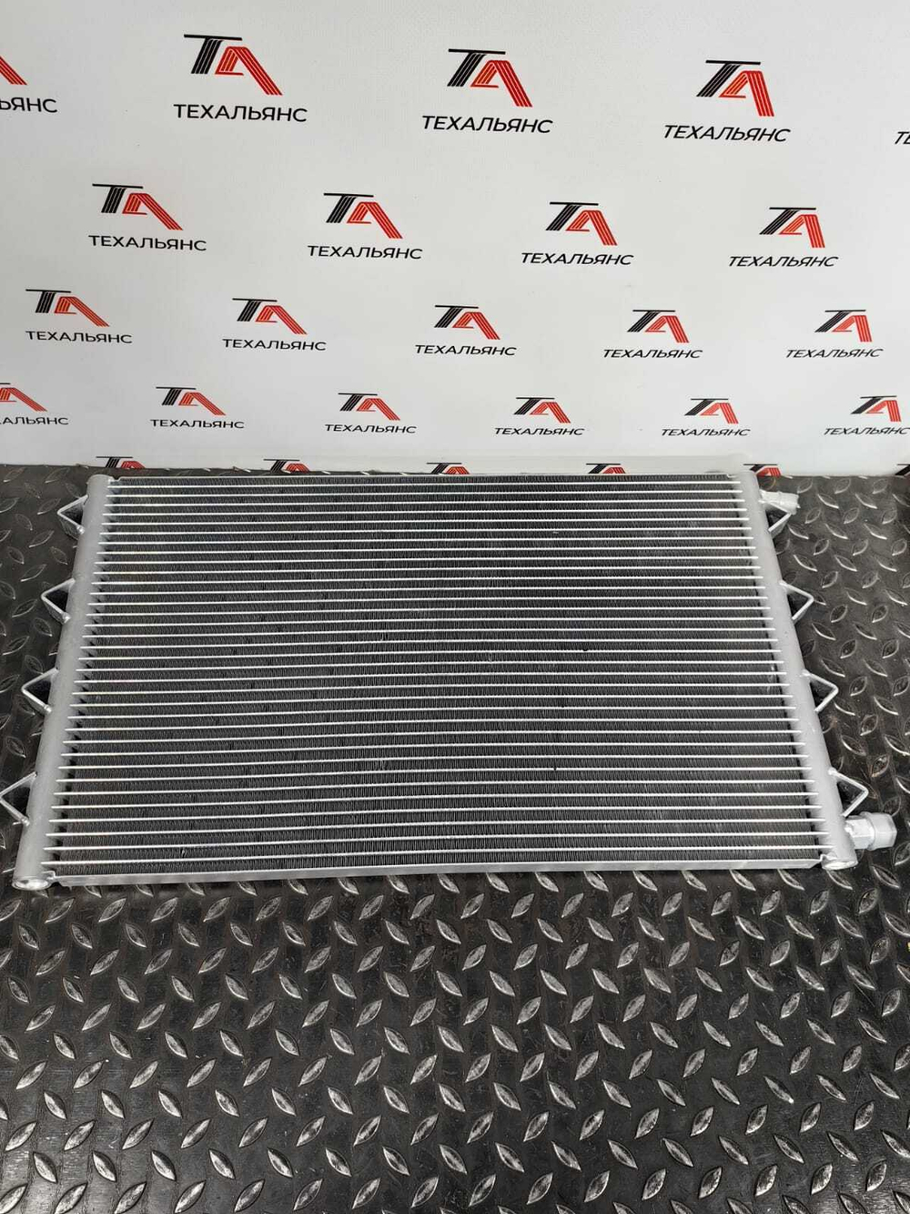 Радиатор кондиционера KHR2592