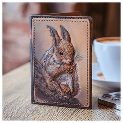 Кожаная обложка на паспорт «Золотая Векша»