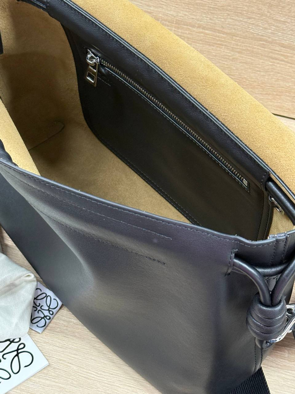 Сумка-мессенджер Loewe