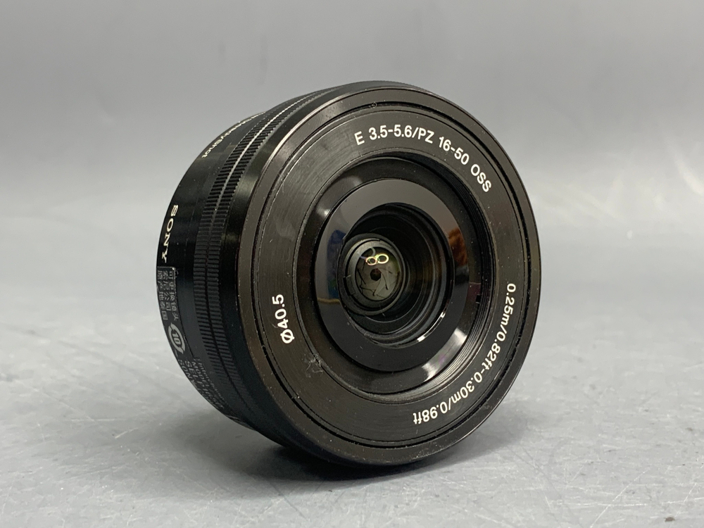 Sony 16-50mm 3.5-5.6