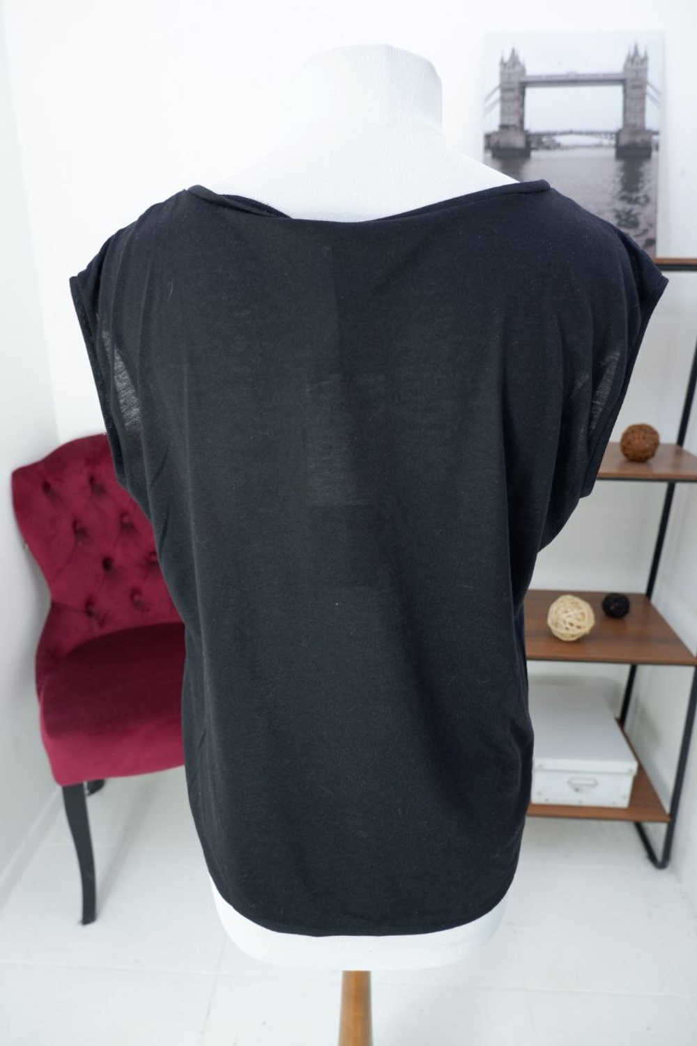 Футболка Amisu модная 44 размер, новая