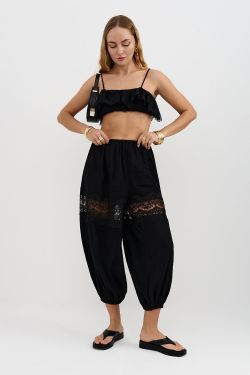Брюки алладины из жатого хлопка черного цвета с кружевом