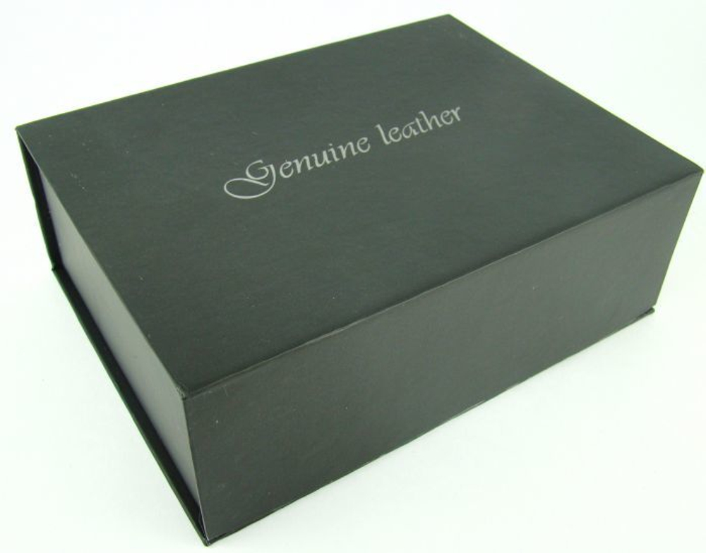 Коробка подарочная большая для ремня из картона чёрная на магните 20,5х15х7 см арт.5001