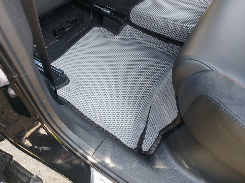 Автоковрики EVA для Geely Tugella (2019-2024)