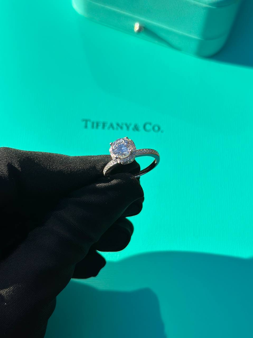 Кольцо Tiffany & Co.
