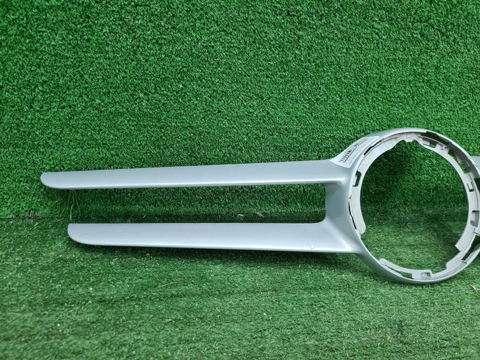 Накладка решетки радиатора Mercedes C w205 (14-18)