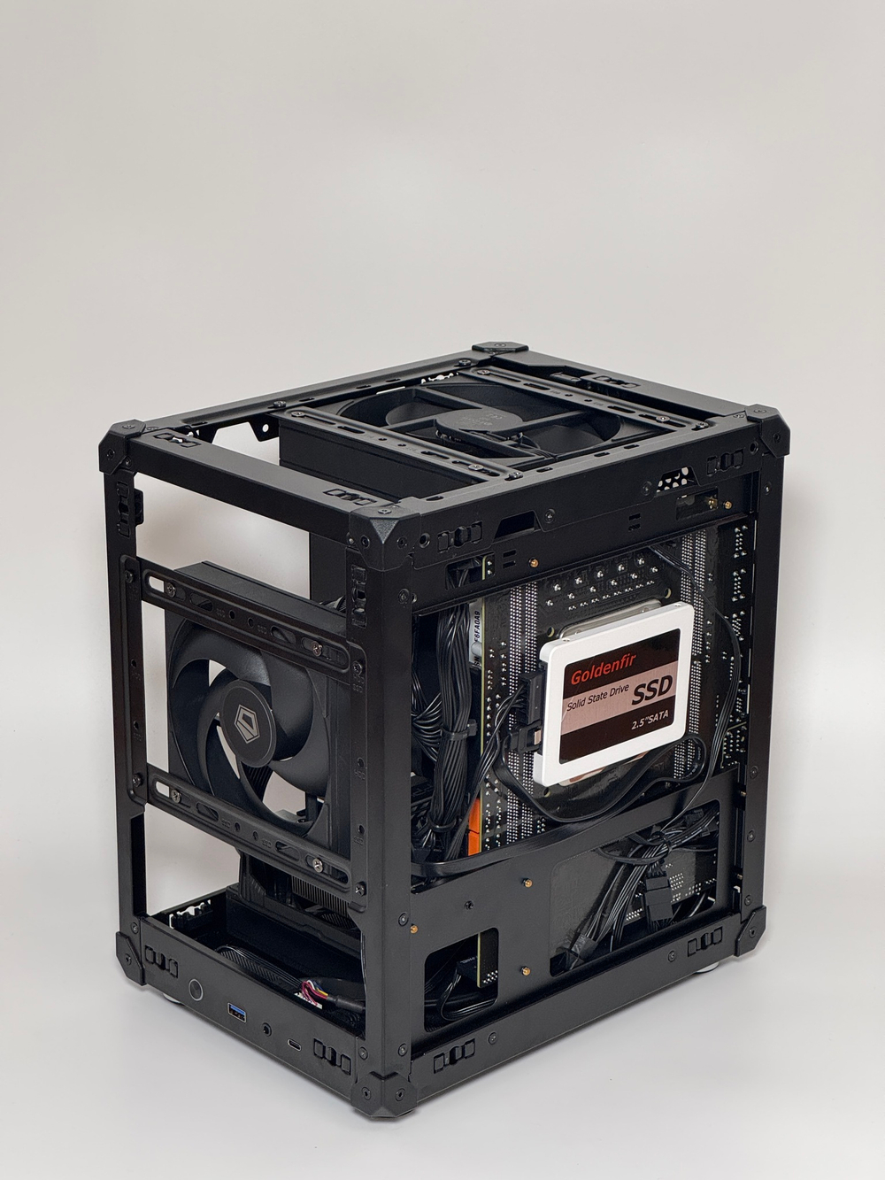 JONSBO C6 / AMD RADEON RX 580 8GB / INTEL XEON 2650V4 / 32 RAM / 1TB