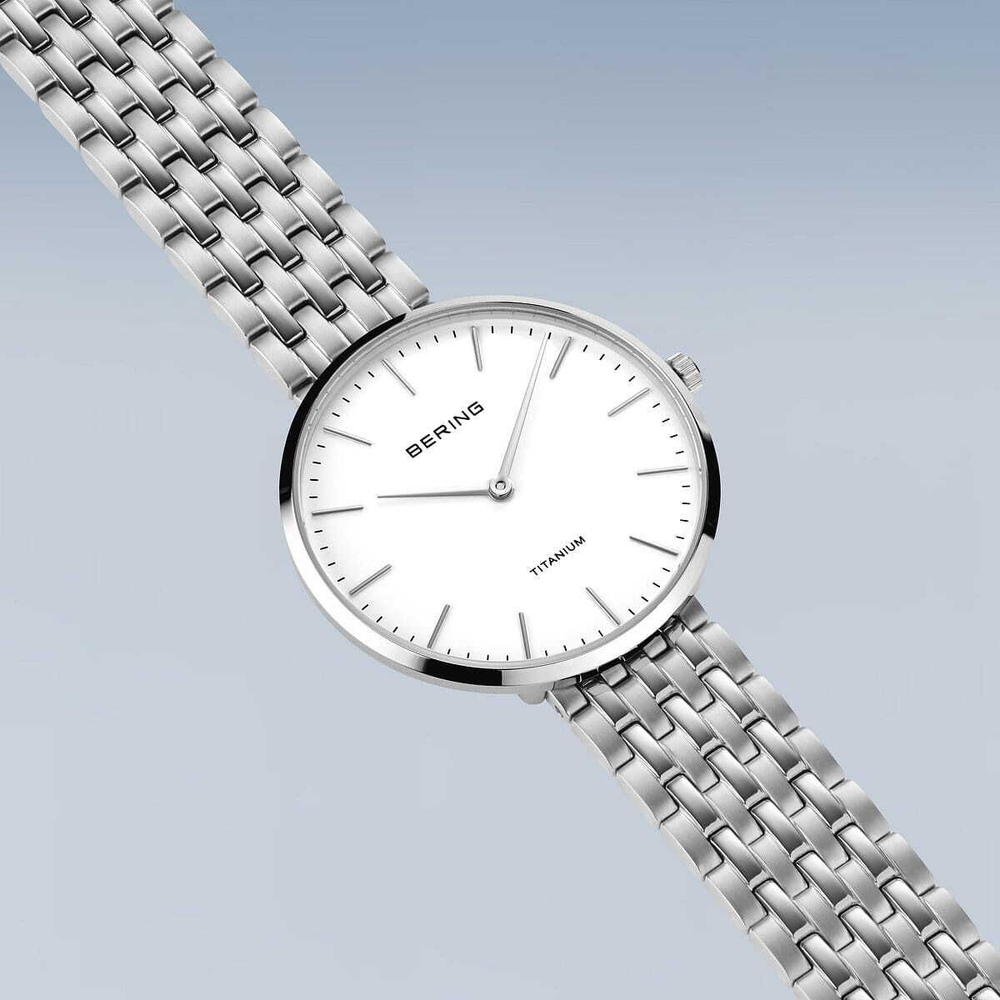 Женские наручные часы Bering 19334-004