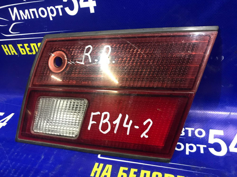 Вставка багажника правая NISSAN SUNNY 1998