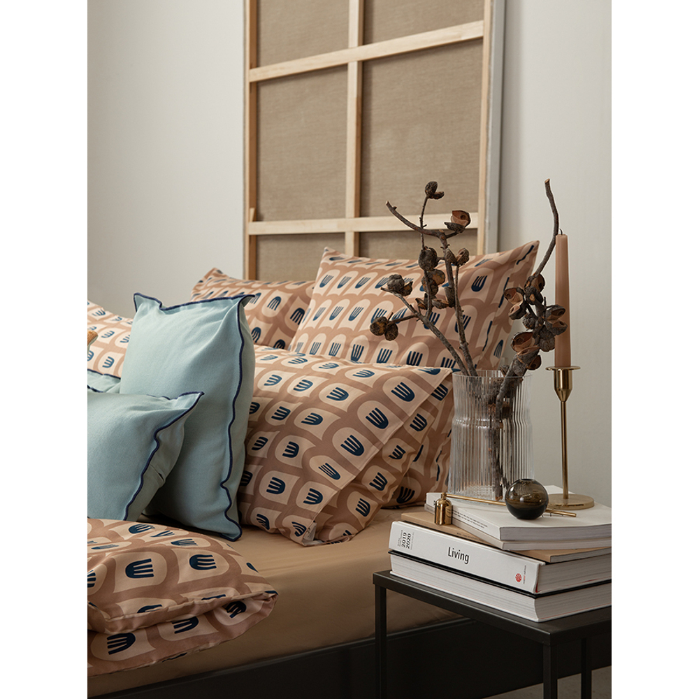 Набор из двух наволочек из сатина бежево-розового цвета с принтом blossom time из коллекции cuts&pieces, 50х70 см