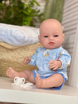 Кукла Berbesa 42см RECIEN NACIDO с подушкой в пакете (5115AK)