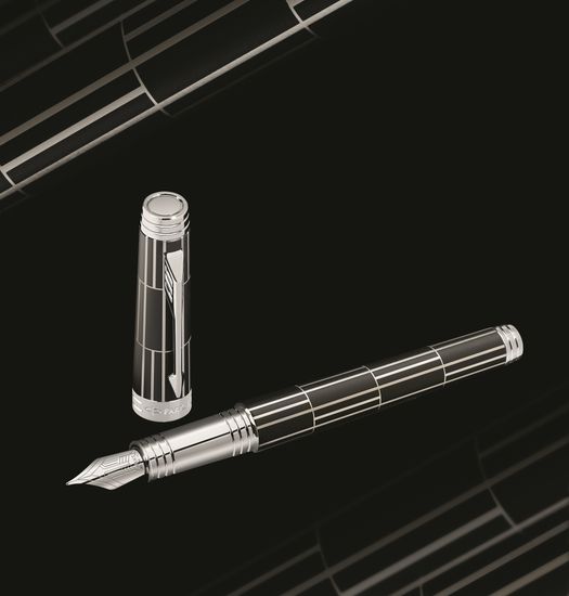 Ручка-роллер Parker Premier Luxury 2013, T560, цвет: черный и серебристый (Black СT), стержень: чернила черного цвета, 1876392