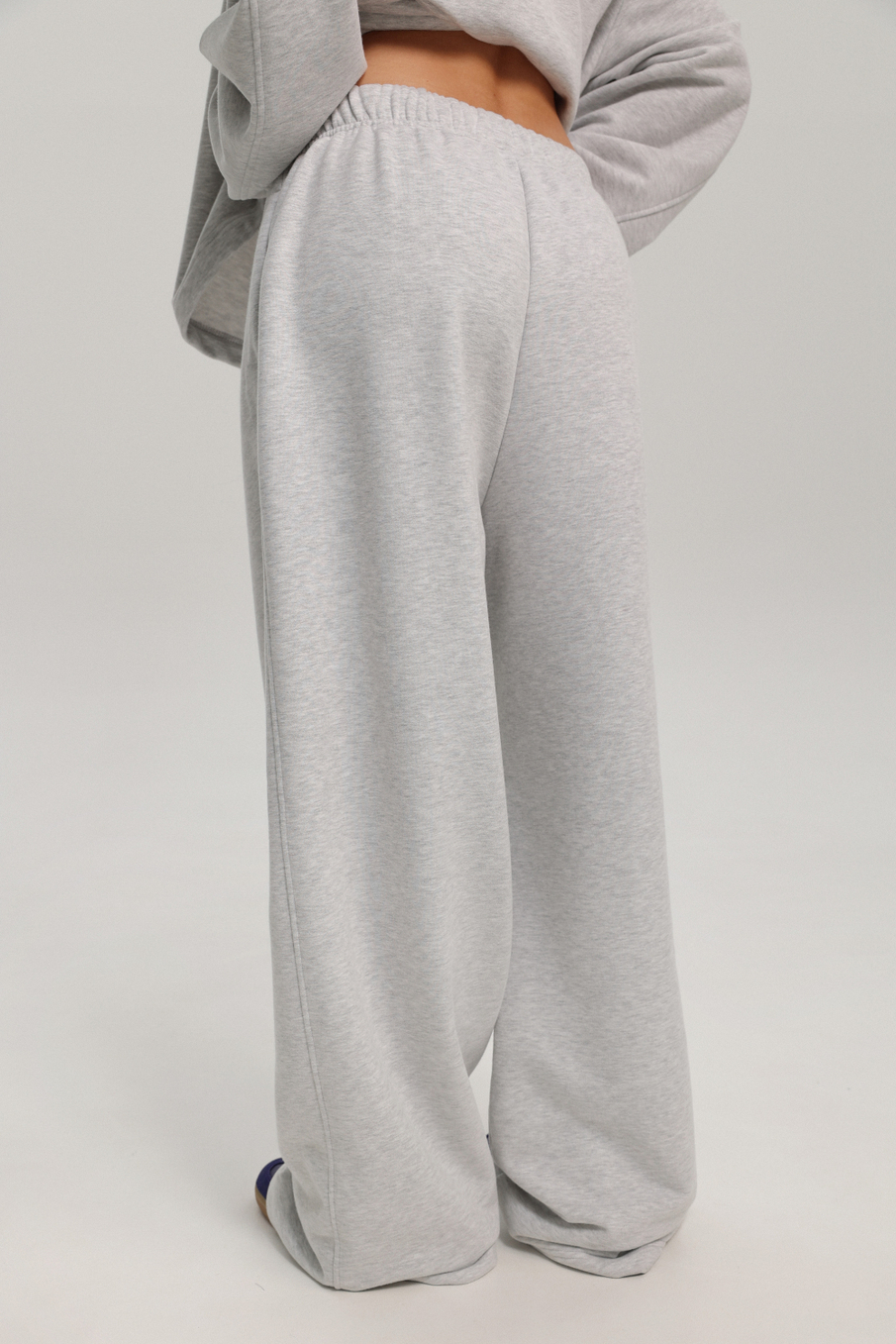 Брюки на резинке