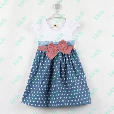 Платье детское с завышенной талией, бантом и юбкой в горох