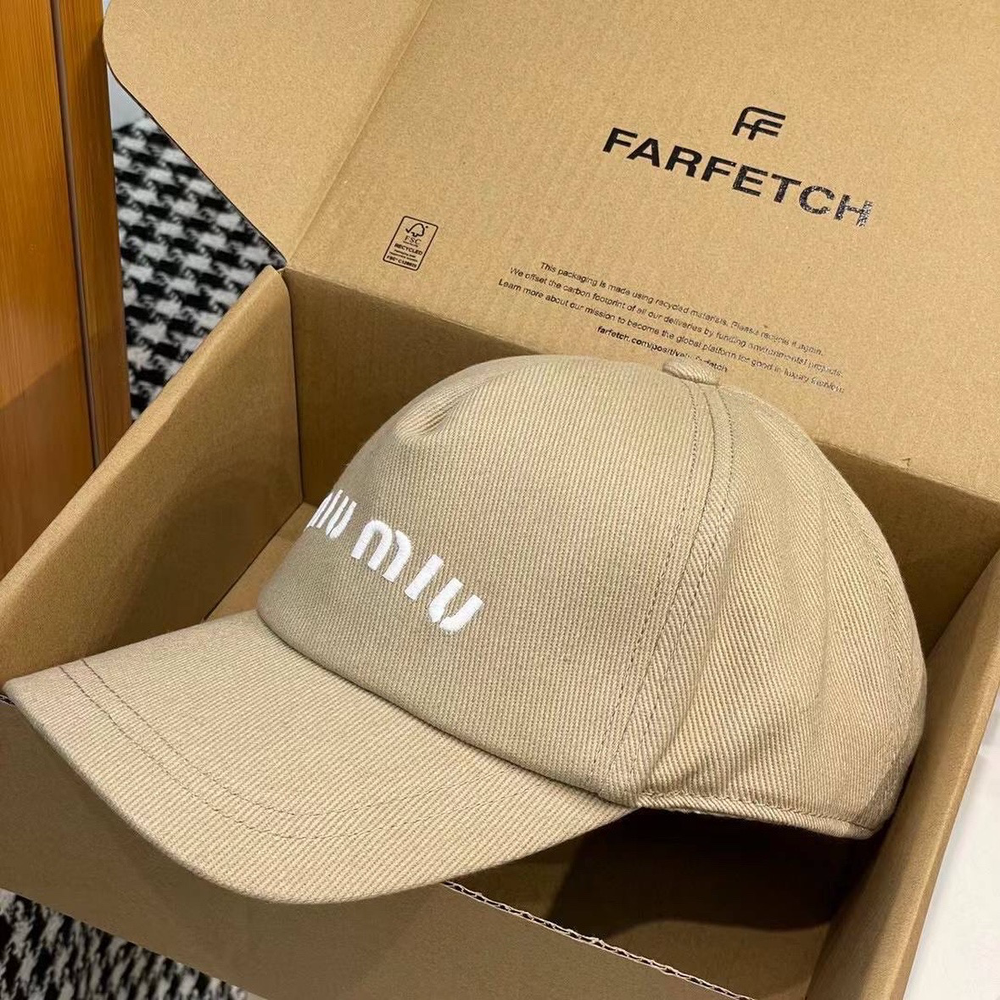 Бейсболка Miu Miu
