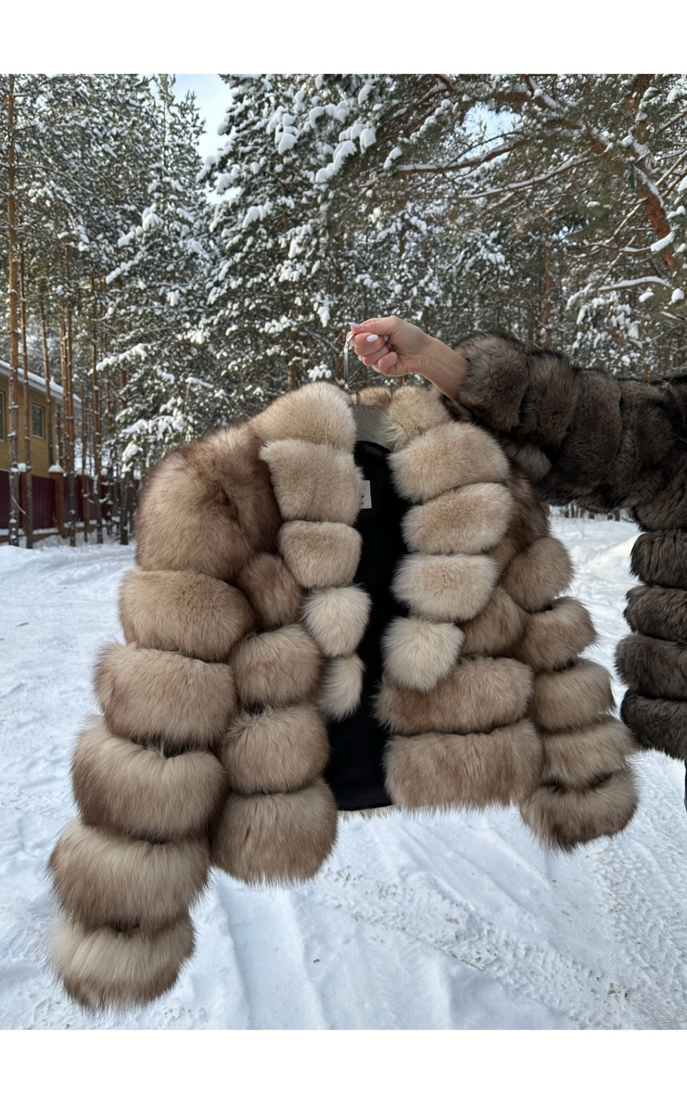 Шуба из песца в цвете «куница» с английским воротником 50см