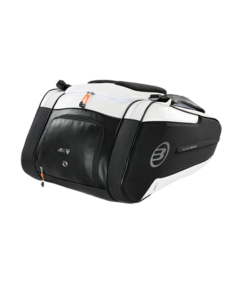 Сумка для падел Bullpadel Hack Black-White 2025 – термозащита и профессиональный комфорт