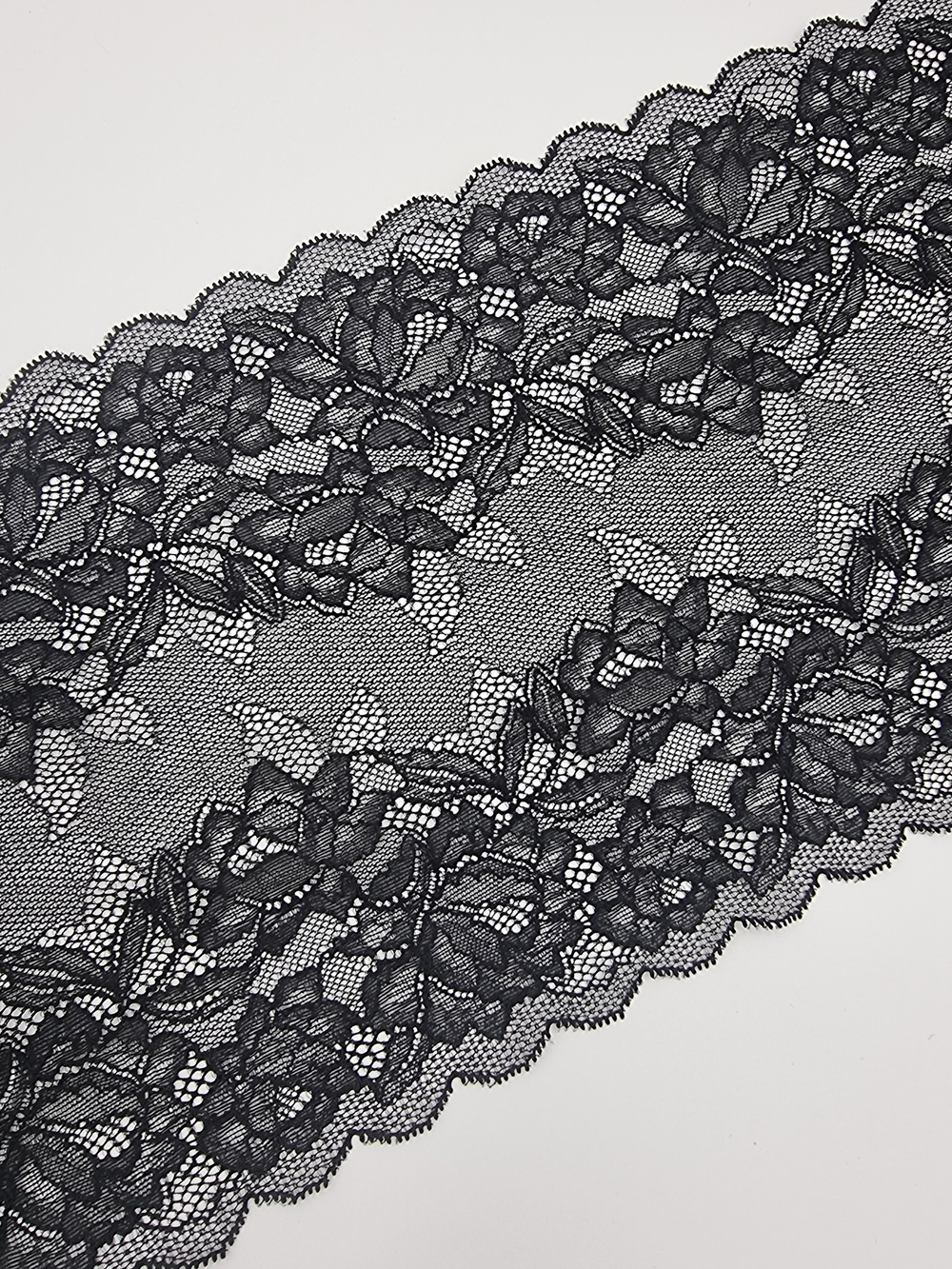 Кружево эластичное черное КС82 (21 см)