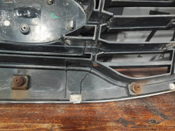 Решетка радиатора Kia Sportage 3 (SL) 10-14 Б/У Оригинал 863523W000