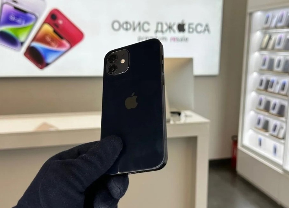 iPhone 12, 128 ГБ б/у