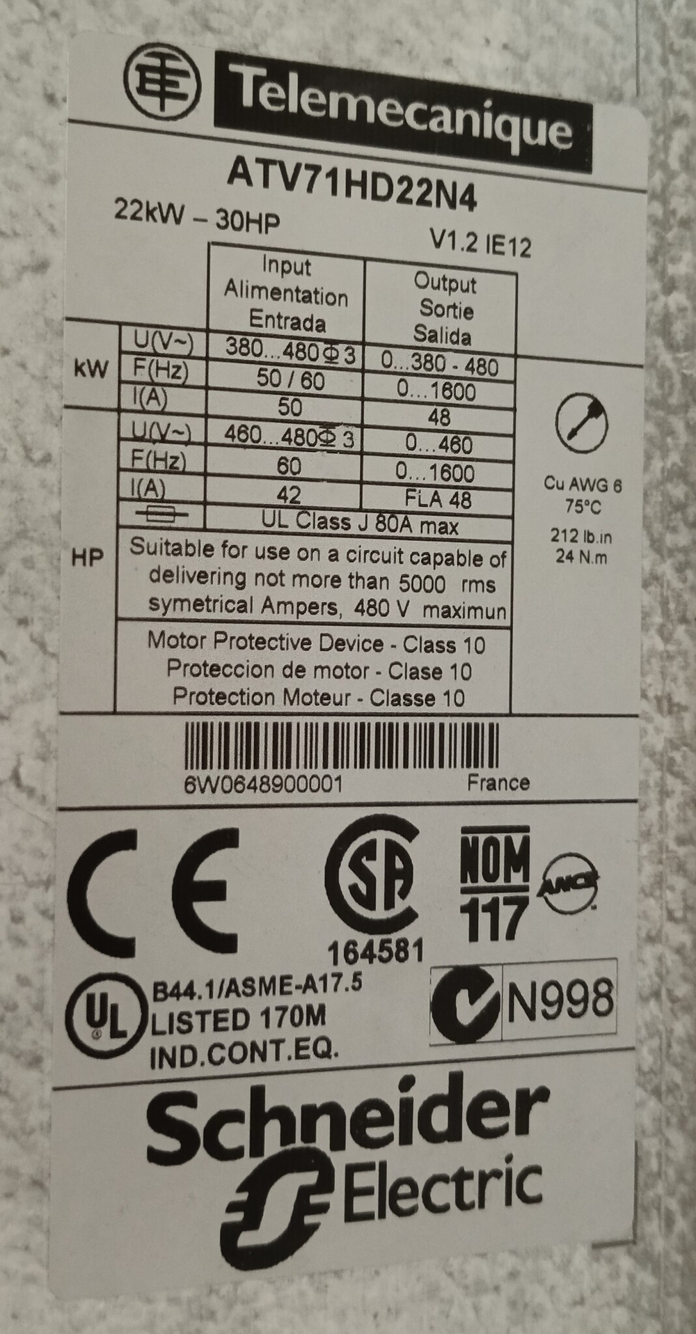 S.E. ATV71HD22N4 б/у