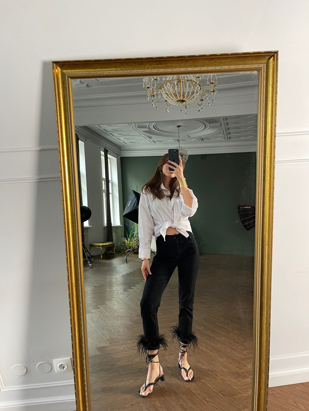 Джинсы момс с декоративным манжетом